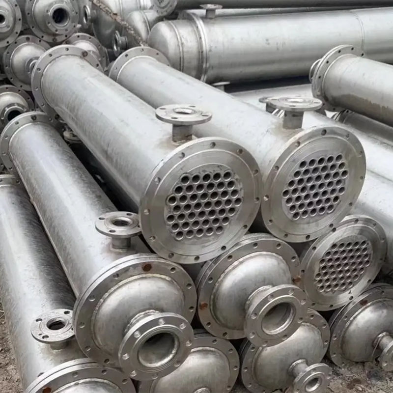 What are the Structural Characteristics of the Vertical Shell And Tube Heat Exchanger?